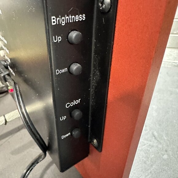 Brookstone Digital Photo Frame USB Video In/Out Memory Card Input 9.5 x 8.5 - Picture 10 of 13